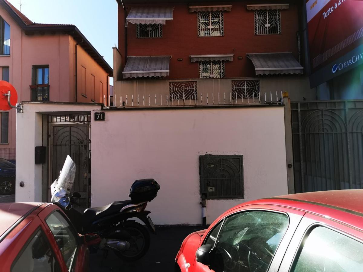 New Luxury Apartment, Milan City Center Экстерьер фото